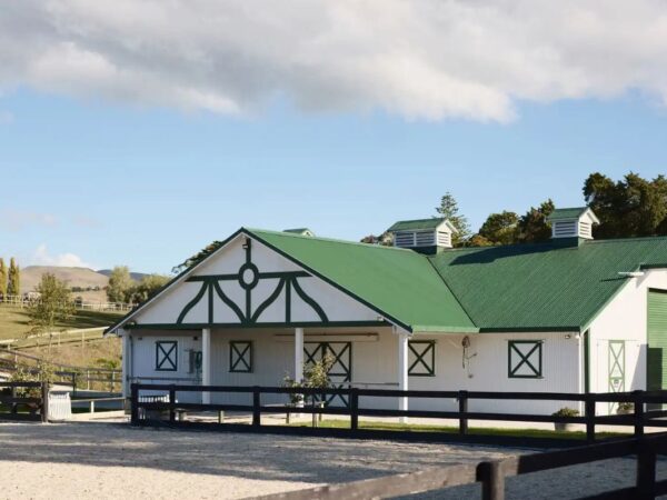 Glen Aros Horse Stables Exterior